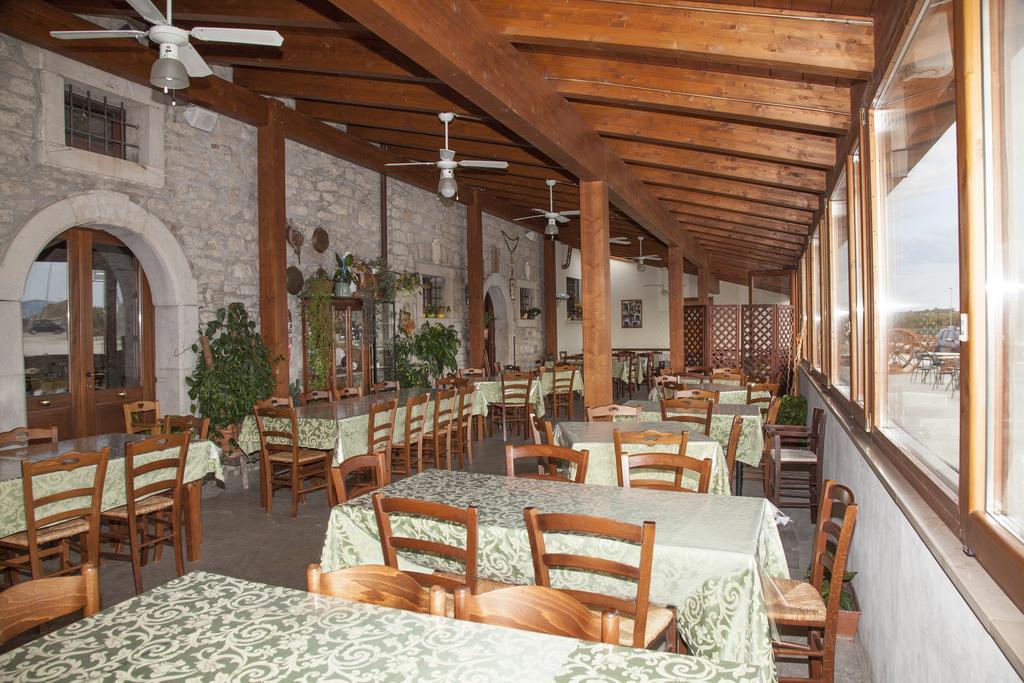 Agriturismo La Vecchia Cascina Di Paolo & Belinda Villa Pietrelcina Buitenkant foto