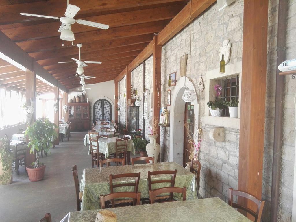 Agriturismo La Vecchia Cascina Di Paolo & Belinda Villa Pietrelcina Buitenkant foto